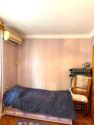 Satılır 2 otaqlı köhnə tikili 55 m², Qara Qarayev m., photo 10 from 17