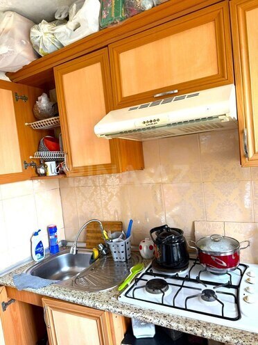 Satılır 2 otaqlı köhnə tikili 55 m², Qara Qarayev m., photo 12 from 17