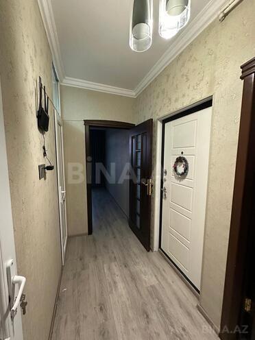 Продаётся 3-комн. вторичка 55 м², Бинагадинский р., photo 8 from 17
