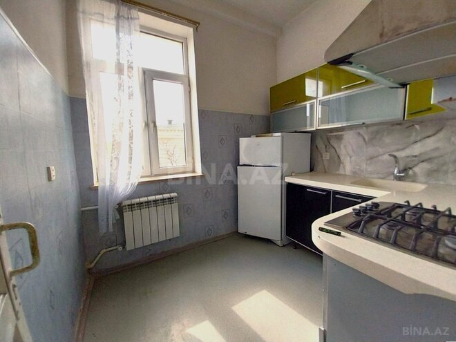 Продаётся 2-комн. вторичка 60 м², м. Элмляр Академиясы, photo 9 from 15