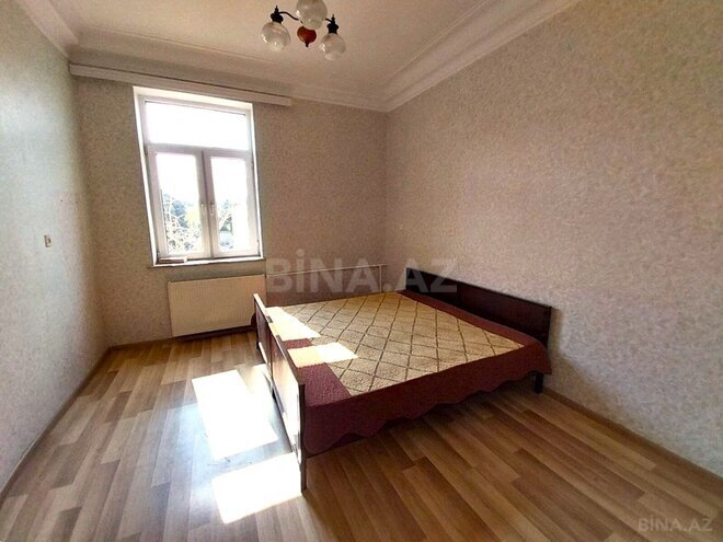 Продаётся 2-комн. вторичка 60 м², м. Элмляр Академиясы, photo 7 from 15