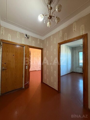 Satılır 4 otaqlı köhnə tikili 100 m², Bakıxanov q., photo 18 from 32