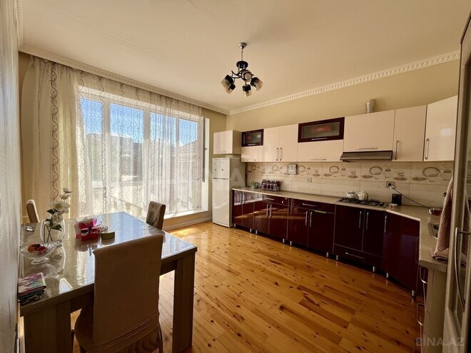 İcarəyə verilir 5 otaqlı həyət evi/bağ evi 270 m², photo 6 from 17