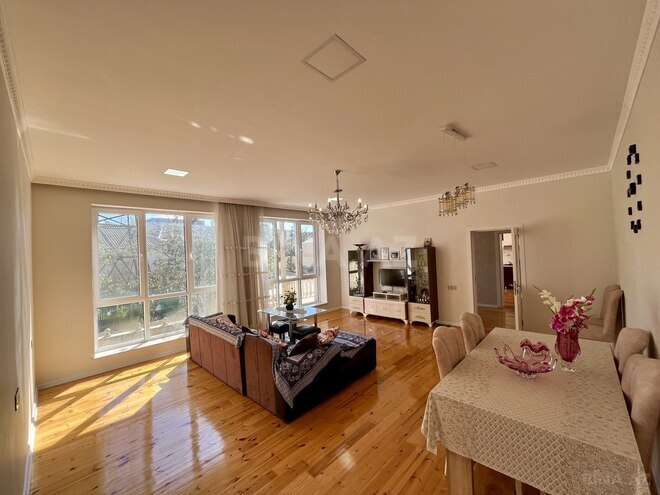 İcarəyə verilir 5 otaqlı həyət evi/bağ evi 270 m², photo 1 from 17