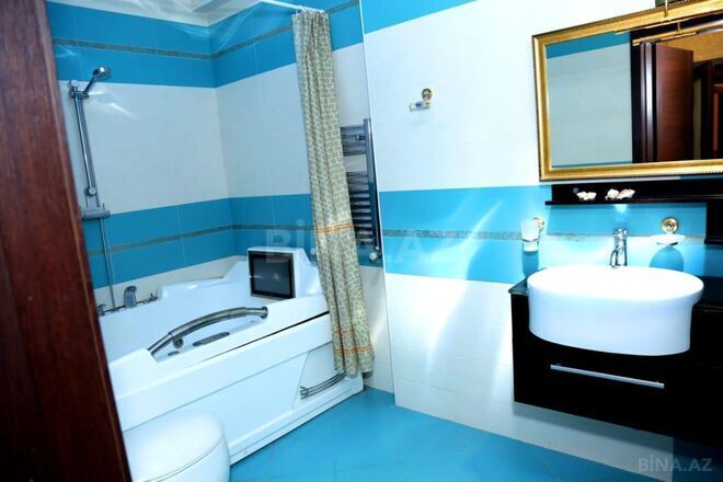 İcarəyə verilir 4 otaqlı yeni tikili 230 m², 28 May m., photo 25 from 29