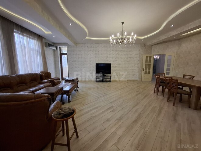İcarəyə verilir 3 otaqlı yeni tikili 250 m², 28 May m., photo 7 from 22