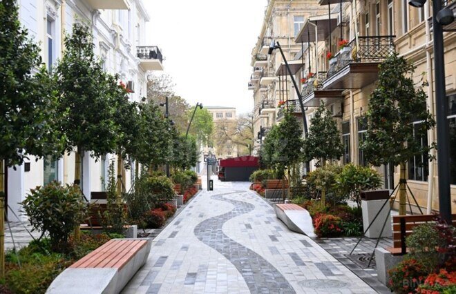 Продаётся 3-комн. вторичка 40 м², м. Ичеришехер, photo 1 from 15