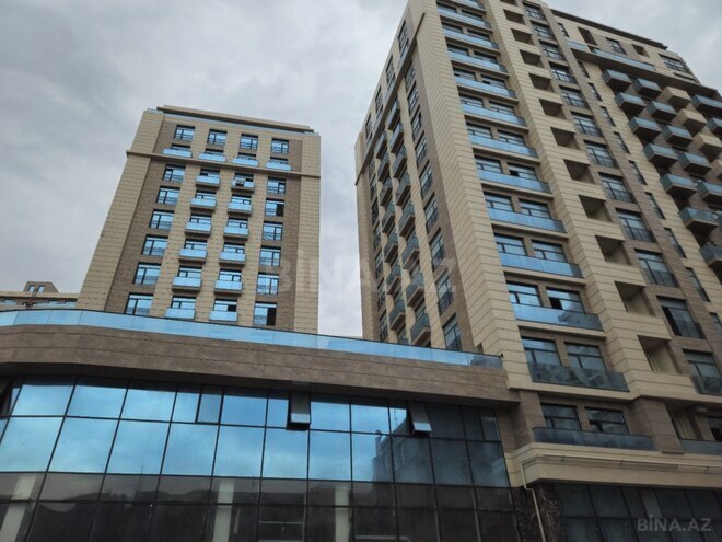 Продаётся 4-комн. новостройка 191 м², м. Низами, photo 1 from 6