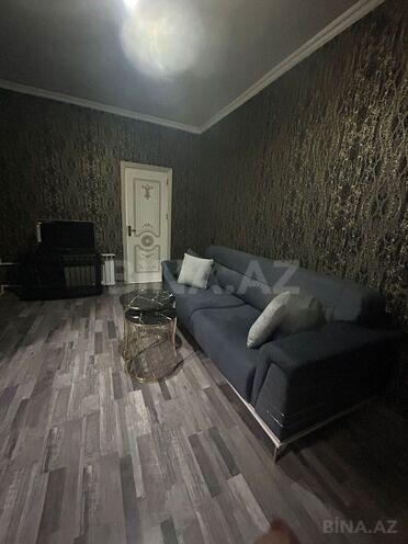 Продаётся 2-комн. вторичка 40 м², м. Ази Асланов, photo 3 from 13