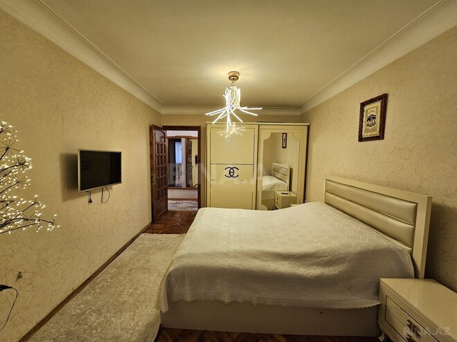 Продаётся 3-комн. вторичка 75 м², м. Нариман Нариманов, photo 4 from 13