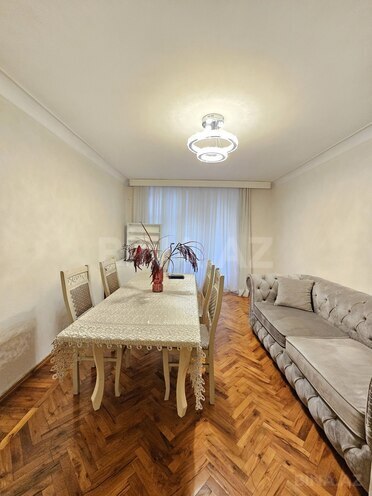 Продаётся 3-комн. вторичка 75 м², м. Нариман Нариманов, photo 10 from 13