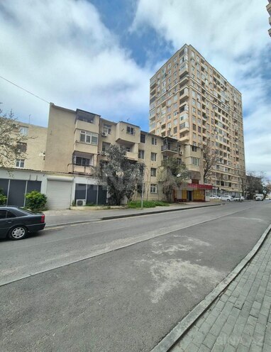 Продаётся 1-комн. вторичка 38 м², м. Элмляр Академиясы, photo 1 from 21