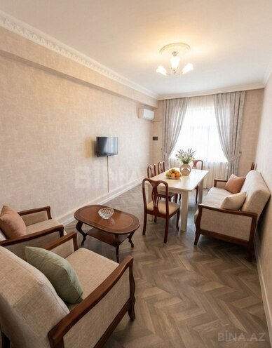 Сдаётся 2-комн. новостройка 62 м², м. 20 января, photo 1 from 6