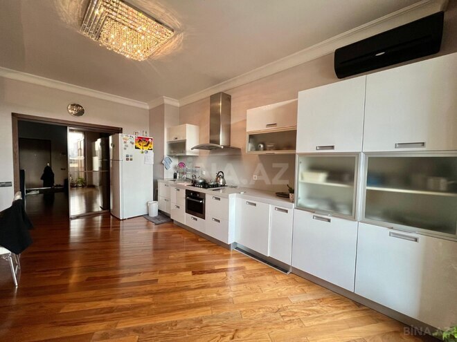 Satılır 4 otaqlı yeni tikili 220 m², 28 May m., photo 13 from 17