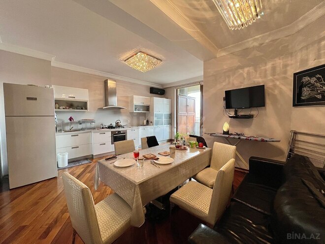 Satılır 4 otaqlı yeni tikili 220 m², 28 May m., photo 12 from 17