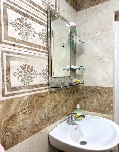 Satılır 3 otaqlı köhnə tikili 70 m², Gənclik m., photo 19 from 22