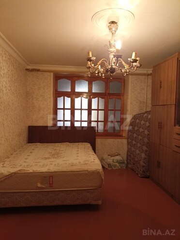 Сдаётся 3-комн. вторичка 70 м², м. Низами, photo 1 from 18
