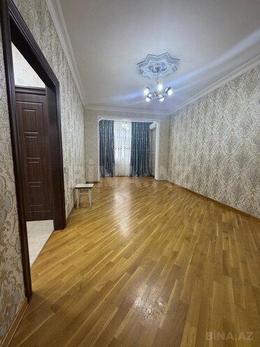 Продаётся 3-комн. вторичка 62 м², м. 20 января, photo 1 from 12