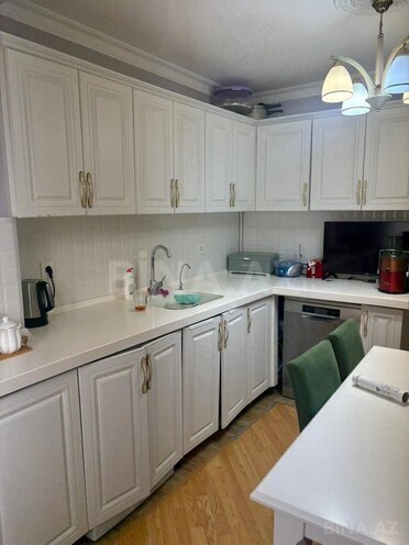 Satılır 3 otaqlı köhnə tikili 90 m², Bakıxanov q., photo 10 from 13