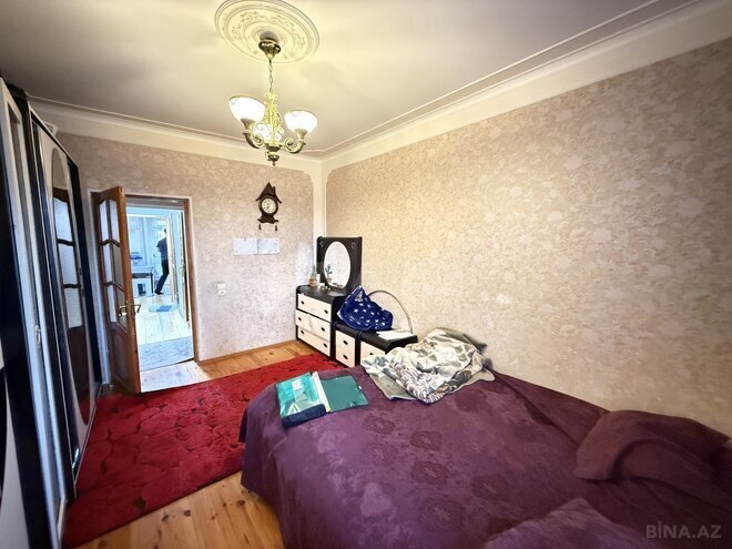 Satılır 3 otaqlı köhnə tikili 75 m², Xalqlar Dostluğu m., photo 3 from 16