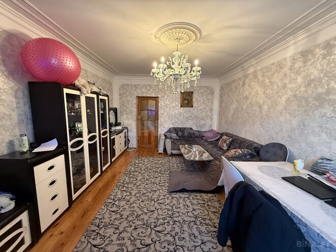 Satılır 3 otaqlı köhnə tikili 75 m², Xalqlar Dostluğu m., photo 8 from 16