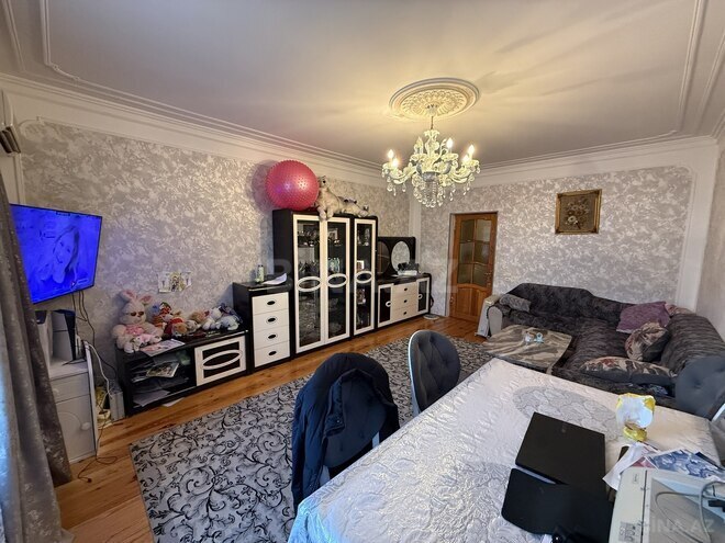 Satılır 3 otaqlı köhnə tikili 75 m², Xalqlar Dostluğu m., photo 7 from 16