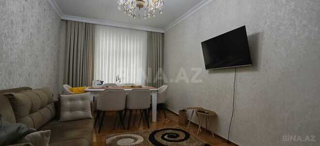 Продаётся 3-комн. вторичка 80 м², Хатаинский р., photo 7 from 24