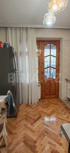 Продаётся 3-комн. вторичка 80 м², Хатаинский р., photo 13 from 24