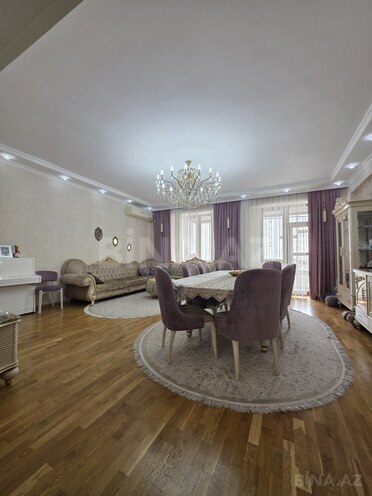 Satılır 4 otaqlı yeni tikili 167 m², İnşaatçılar m., photo 1 from 17