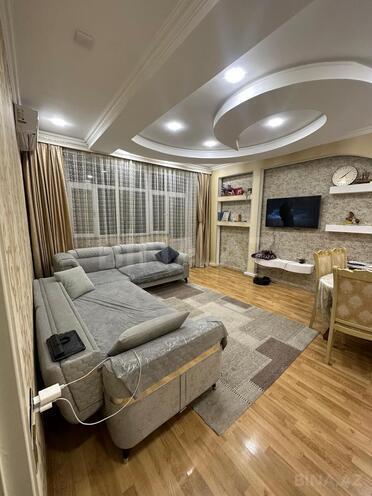 Продаётся 3-комн. новостройка 77 м², м. Элмляр Академиясы, photo 1 from 15
