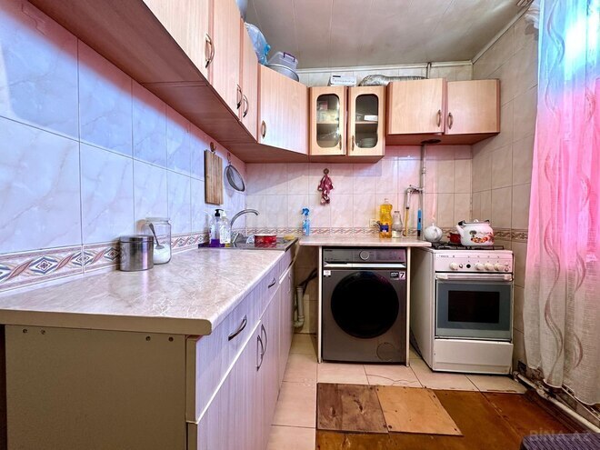 Продаётся 3-комн. вторичка 70 м², м. Нефтчиляр, photo 10 from 14