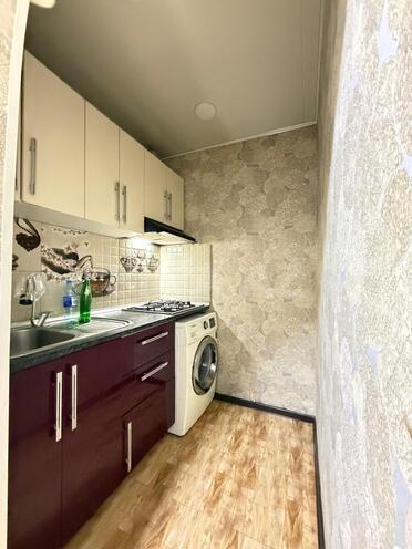 Satılır 1 otaqlı köhnə tikili 35 m², Memar Əcəmi m., photo 9 from 16