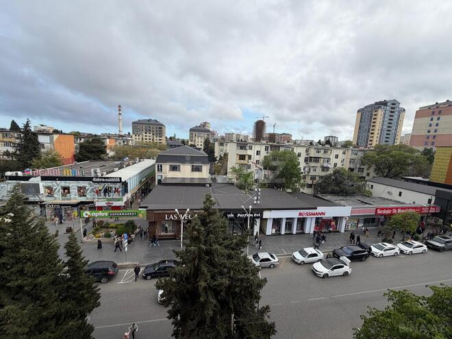 Satılır 1 otaqlı köhnə tikili 35 m², Memar Əcəmi m., photo 4 from 16