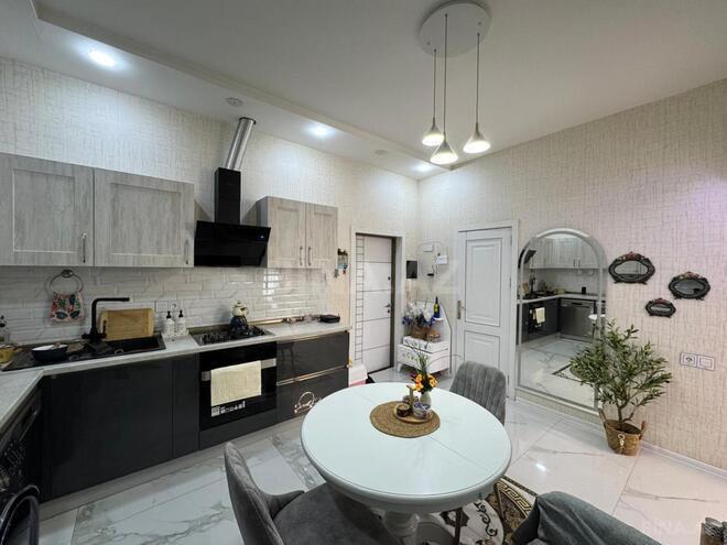 Продаётся 2-комн. новостройка 70 м², м. Нефтчиляр, photo 9 from 18