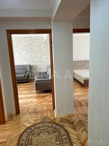 Продаётся 3-комн. вторичка 70 м², м. Низами, photo 6 from 24