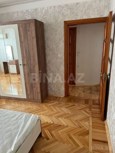 Продаётся 3-комн. вторичка 70 м², м. Низами, photo 13 from 24