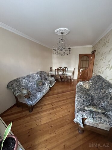 Продаётся 3-комн. вторичка 80 м², Хатаинский р., photo 1 from 12