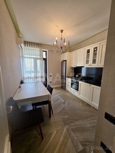 Продаётся 2-комн. новостройка 85 м², м. Элмляр Академиясы, photo 9 from 13