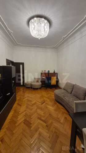 Satılır 3 otaqlı köhnə tikili 70 m², Nizami m., photo 4 from 17