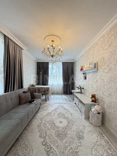 Satılır 2 otaqlı köhnə tikili 65 m², Bakıxanov q., photo 1 from 22