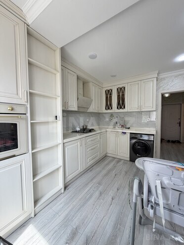 Satılır 2 otaqlı köhnə tikili 65 m², Bakıxanov q., photo 17 from 22