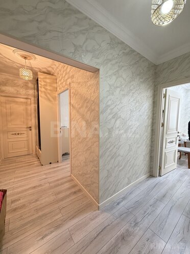 Satılır 2 otaqlı köhnə tikili 65 m², Bakıxanov q., photo 14 from 22