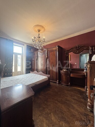 Продаётся 3-комн. вторичка 100 м², м. Низами, photo 11 from 28