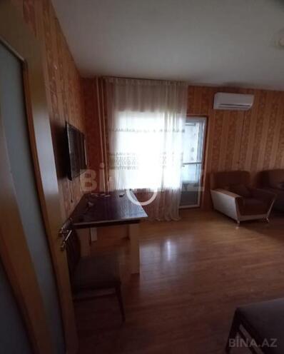 Сдаётся 2-комн. вторичка 70 м², м. Ахмедлы, photo 1 from 13