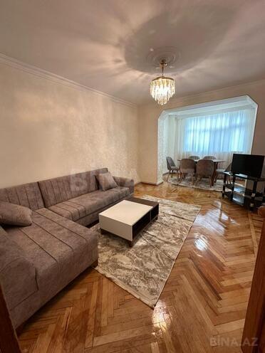 İcarəyə verilir 2 otaqlı köhnə tikili 67 m², Nərimanov r., photo 1 from 13
