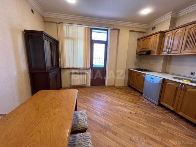 Сдаётся 3-комн. новостройка 130 м², пос. Бадамдар, photo 11 from 22