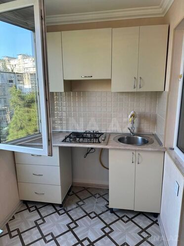 Продаётся 2-комн. вторичка 40 м², м. Нефтчиляр, photo 6 from 14
