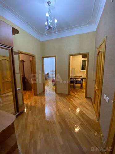 Сдаётся 2-комн. новостройка 70 м², м. 8 ноября, photo 6 from 10
