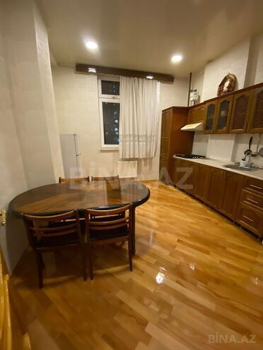 Сдаётся 2-комн. новостройка 70 м², м. 8 ноября, photo 5 from 10