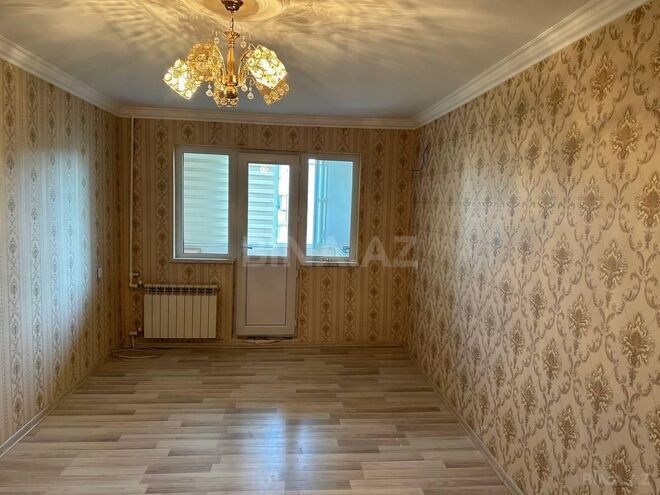 Продаётся 2-комн. вторичка 40 м², м. Нефтчиляр, photo 8 from 14